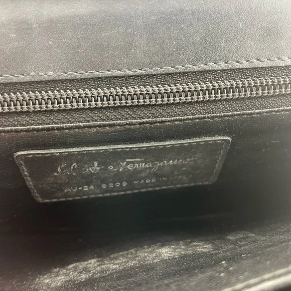 Salvatore Ferragamo Black Leather Wristlet - Picture 12 of 13